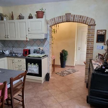 B&B Martina Senorbi Bagian luar foto