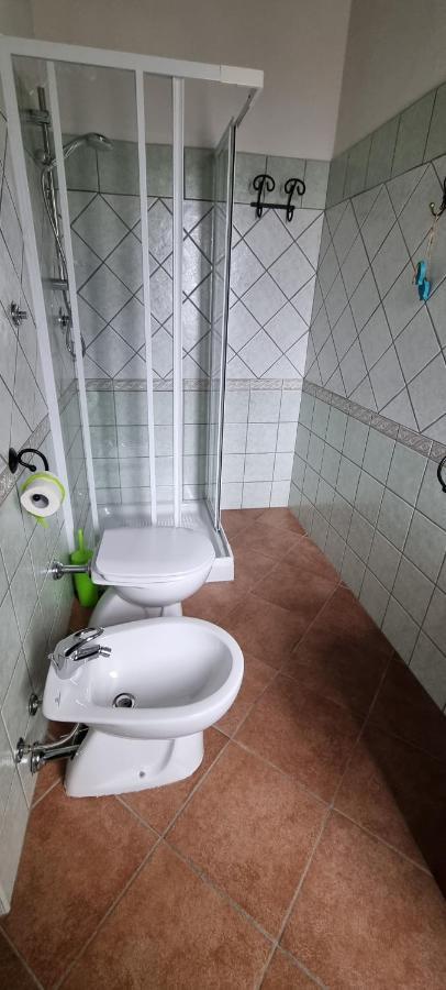 B&B Martina Senorbi Bagian luar foto
